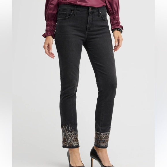 Chicos’s Black Girlfriend Art Decor Embellish Ankle Stretch Jeans Women’s Sz 8T - Picture 1 of 7